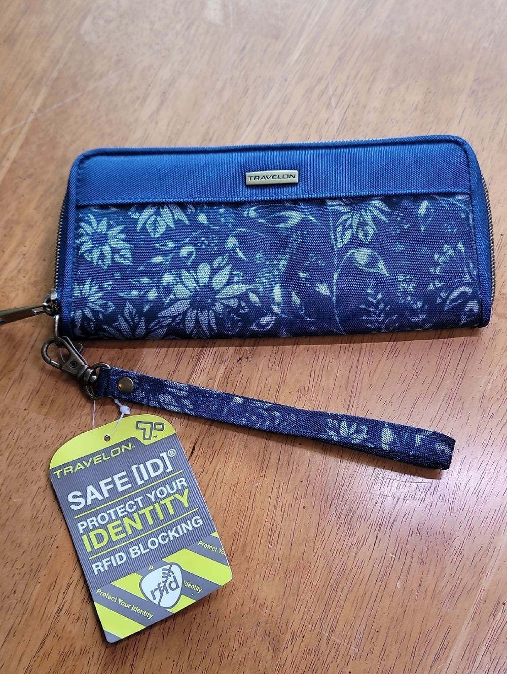 Travelon Navy Blue Floral RFID Wristlet Wallet